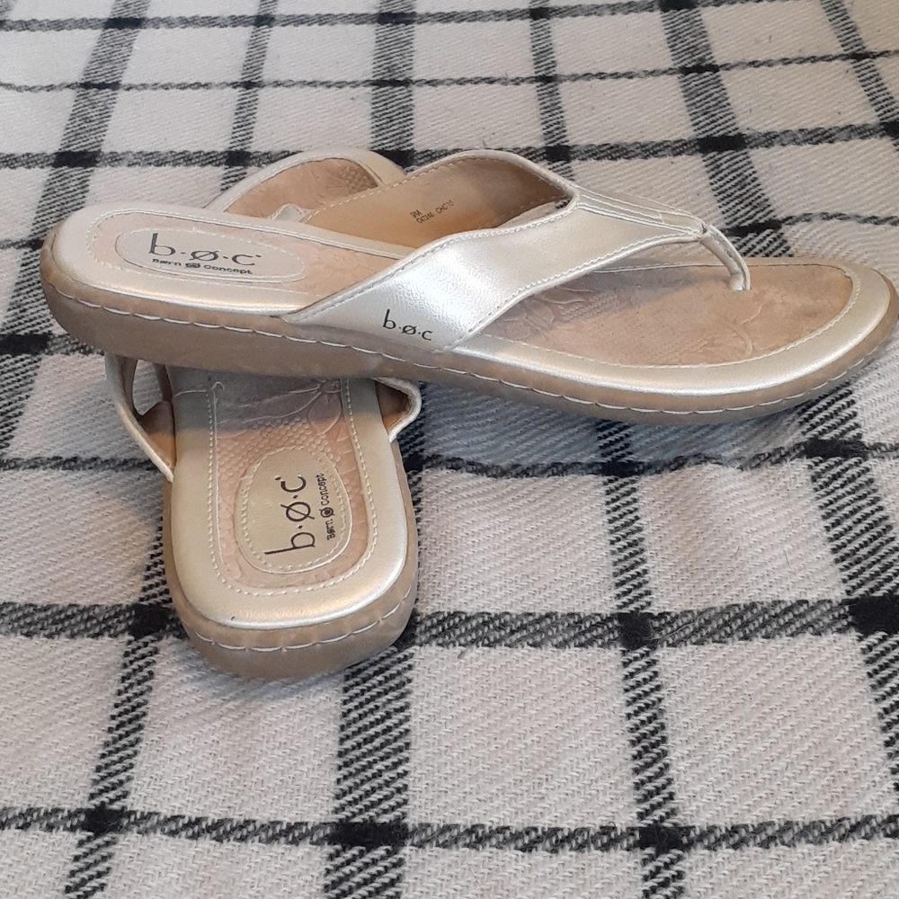 B.O.C. Gold Sandals - Picture 5 of 5